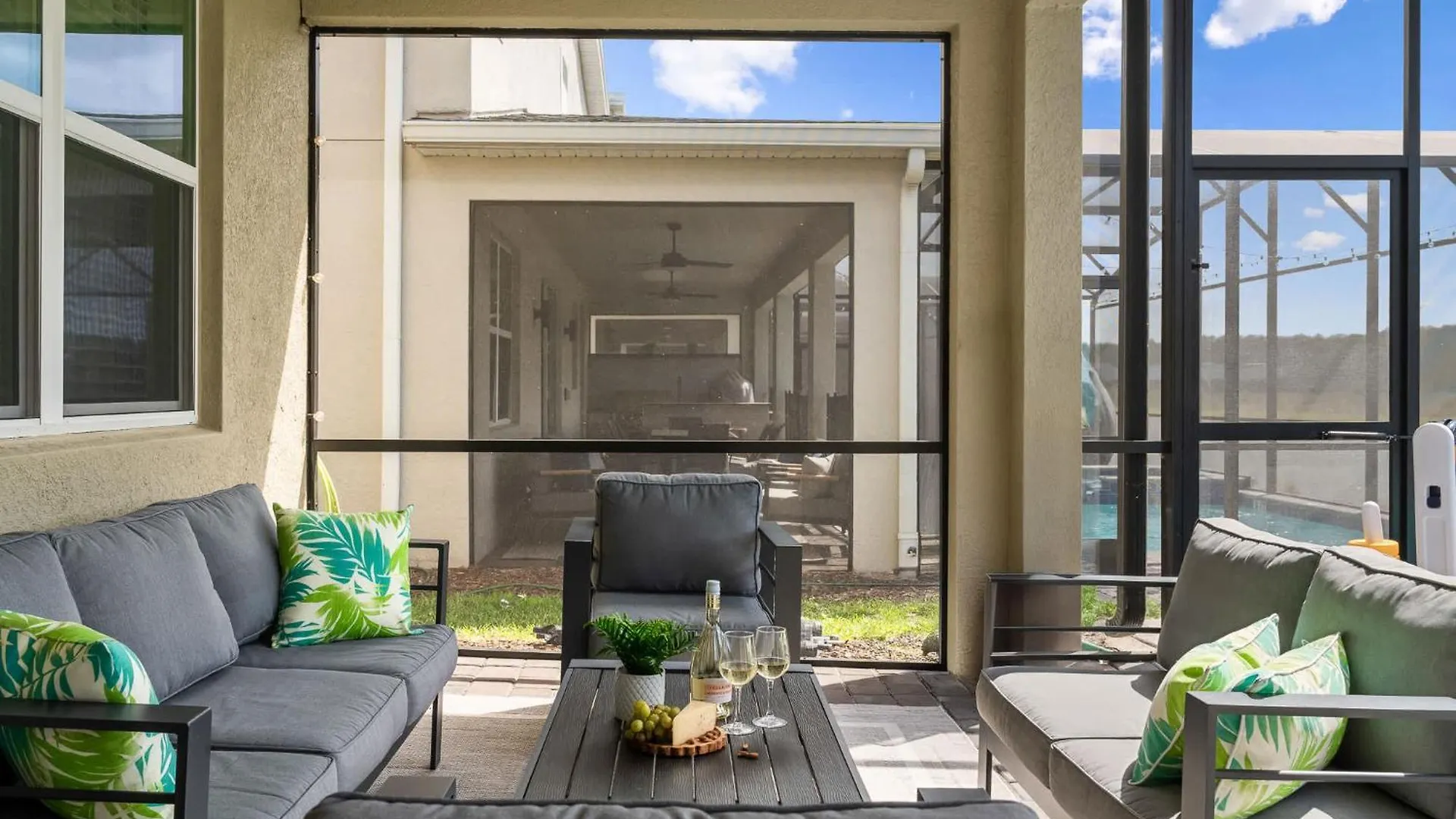 Dt High Rise Condo W Private Patio And View Kitchener Dom wakacyjny